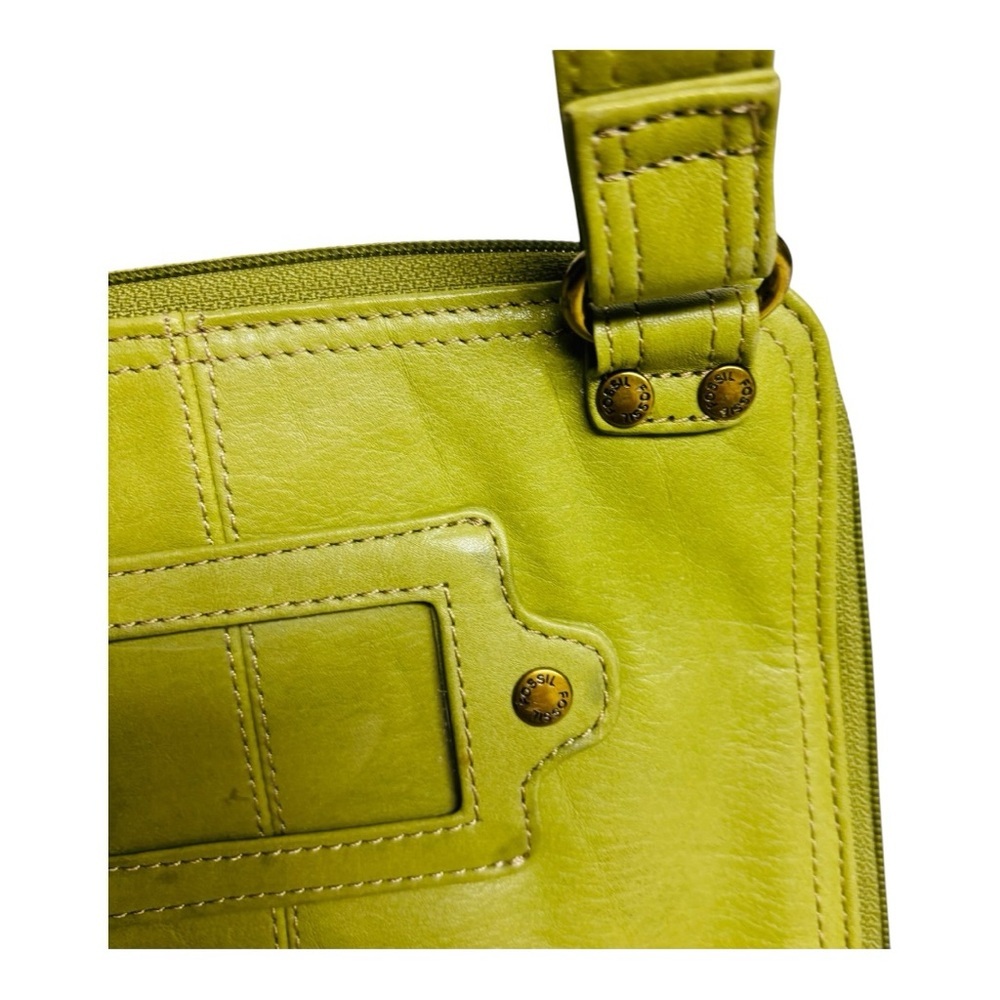 Fossil Men’s or Women’s Green Leather crossbody
Bag - Picture 8 of 10